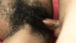 Ebony bitch Jordan Love gets her hairy snatch banged