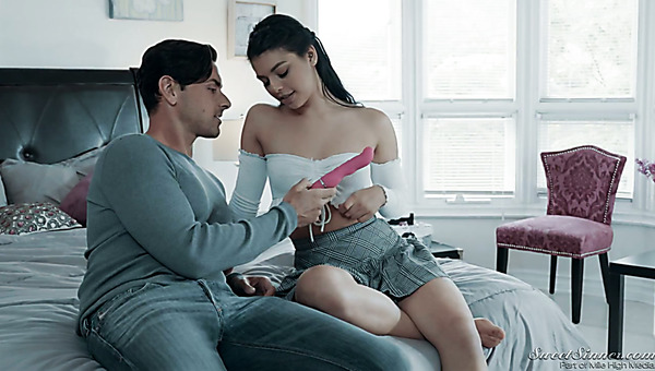 Emotional cutie Gina Valentina teases clit with vibrator while being fucked mish